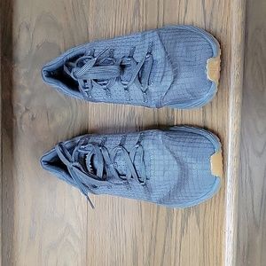 No Bull Sneakers. Great shape. Beautiful grey color.